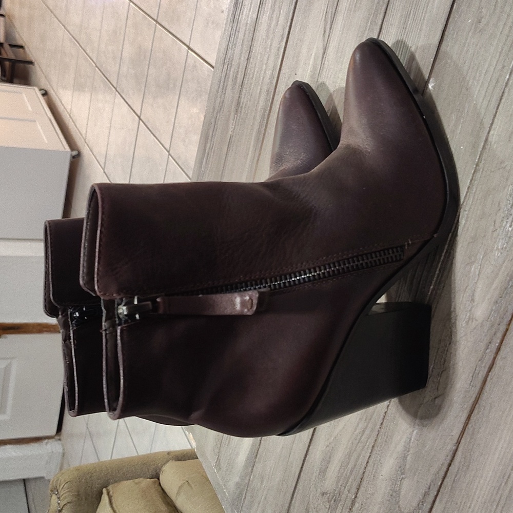 New Naturalizer Freya Leather Booties In Dark Brown Size Woman's 10 - Picture 5 of 14